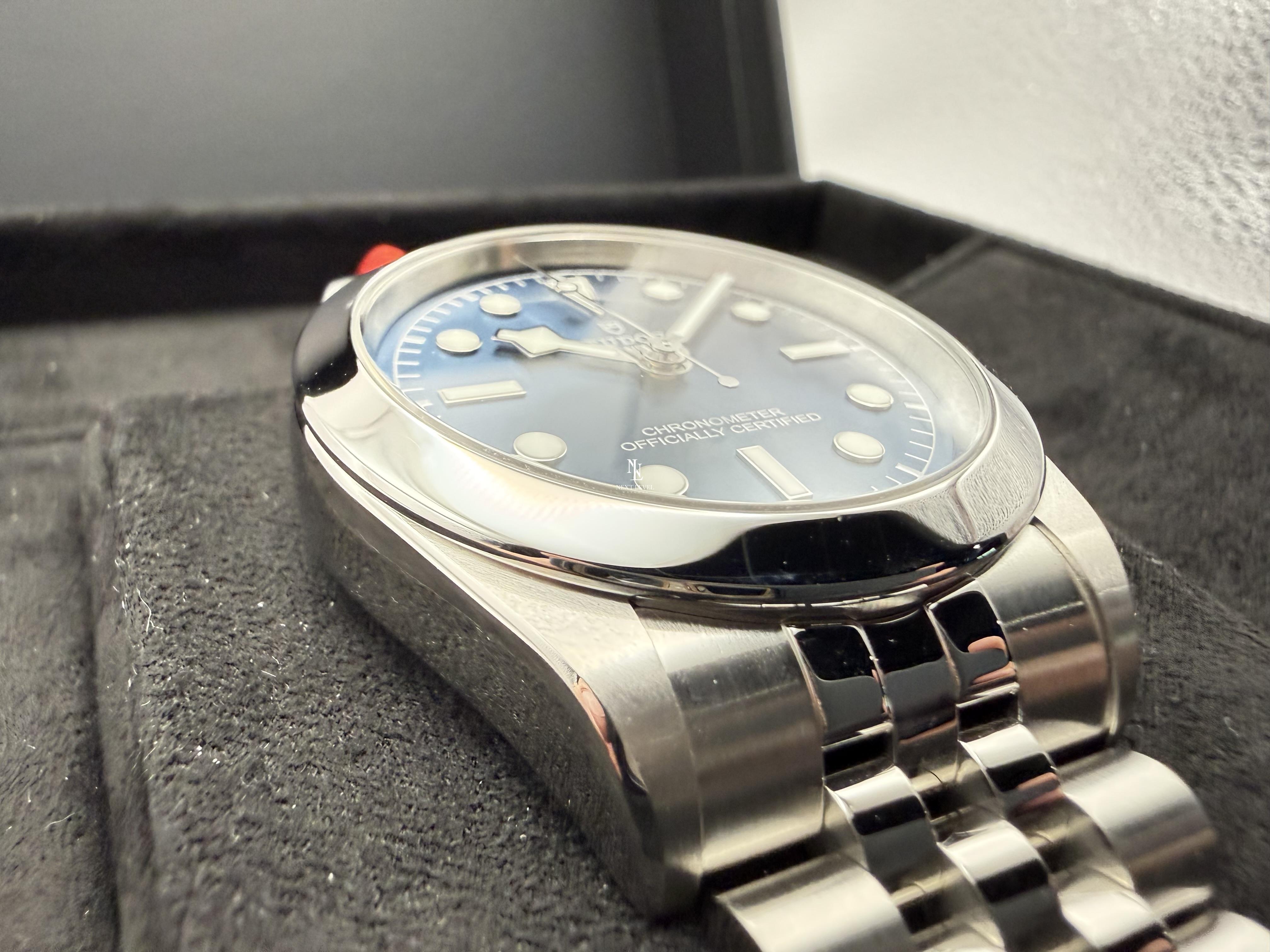 Tudor Black Bay One 39