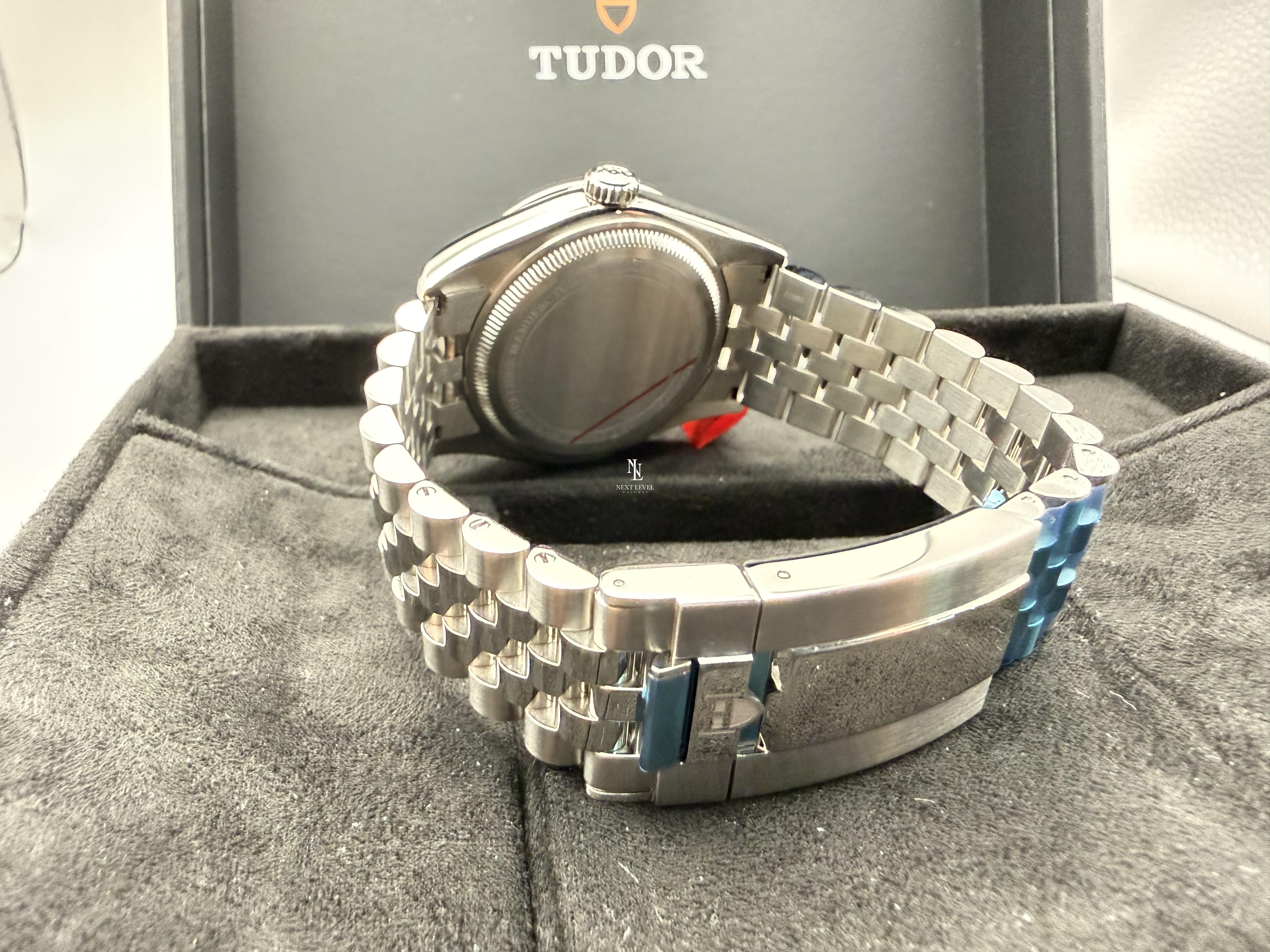 Tudor Black Bay One 39