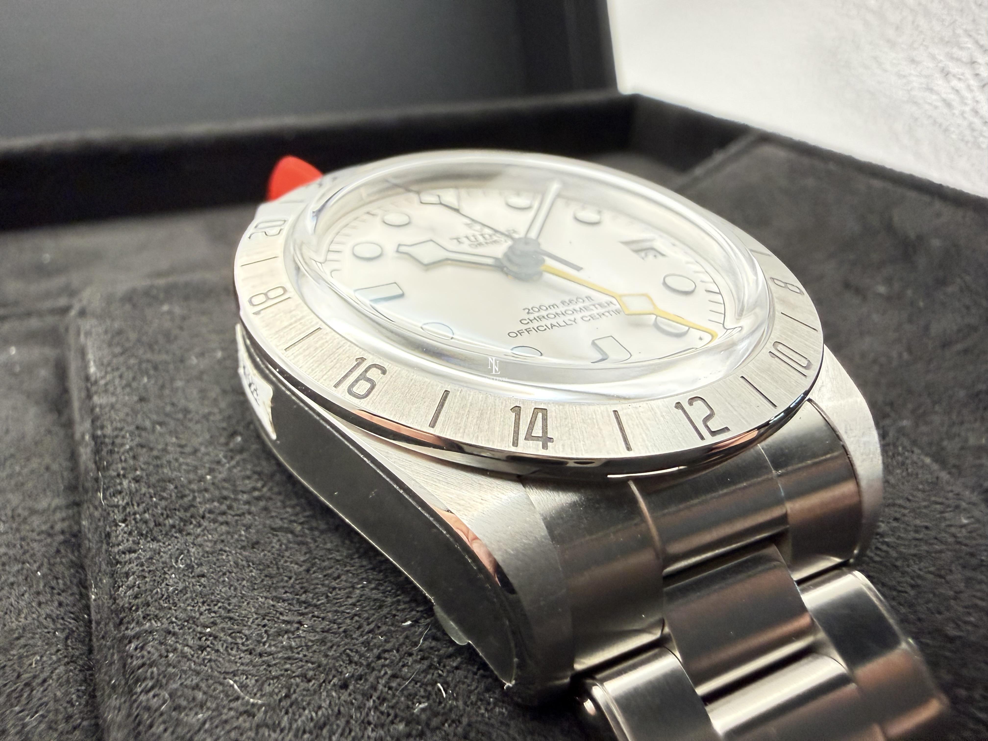 Tudor Black Bay Pro